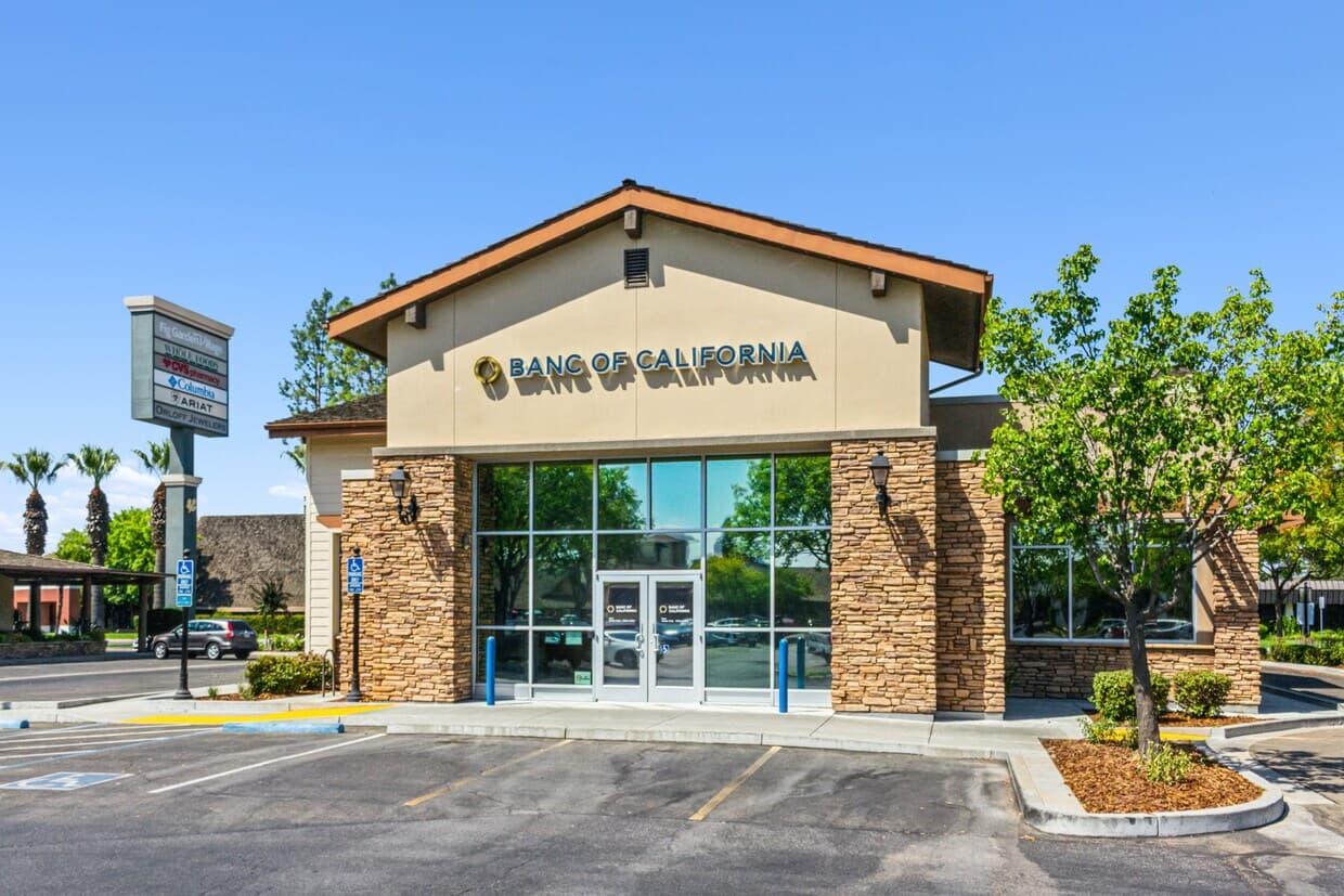 Banc of California - Fig Garden Village - Image 2