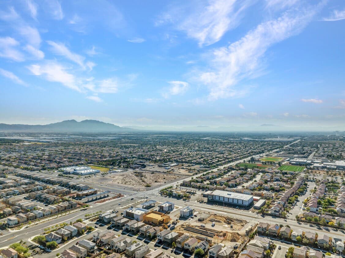 Bliss Car Wash - Ann Rd. - Image 6